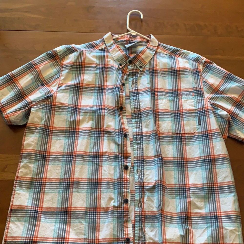 Columbia, short sleeved button up